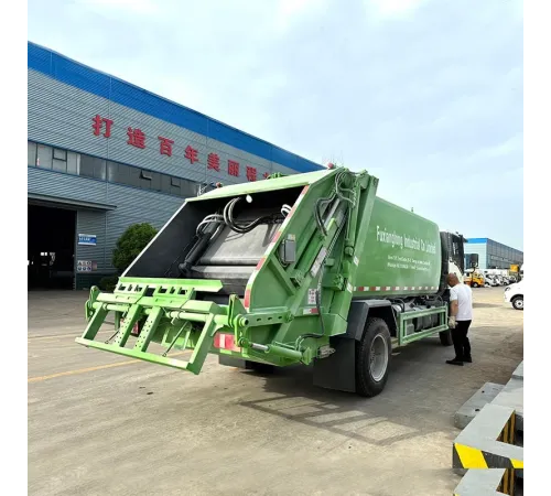Camion Howo 9 CBM 4x2
