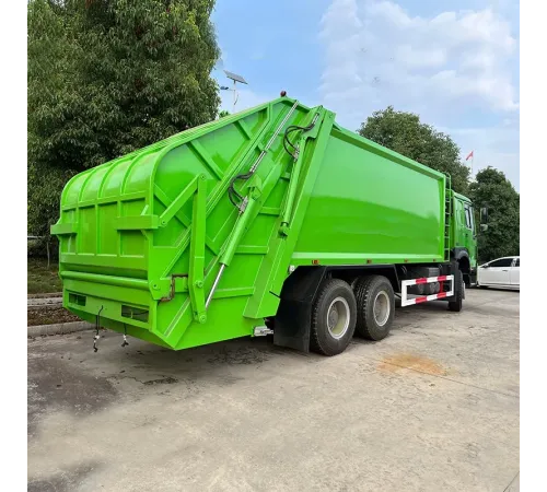 Compactator SINOTRUCK HOWO 18 CBM 6 x 4