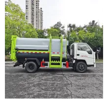 Autogunoier JMC de 5 metri cubi cu compactor și încărcare laterală