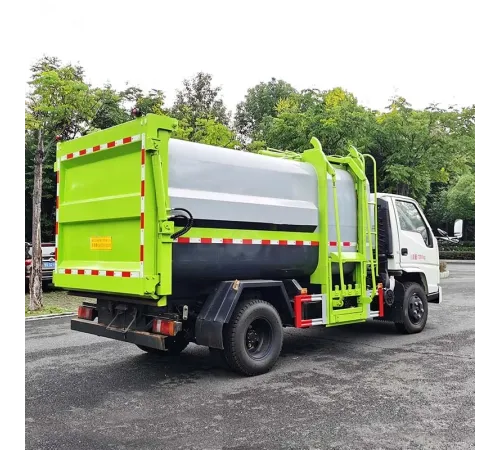Autogunoier JMC de 5 metri cubi cu compactor și încărcare laterală