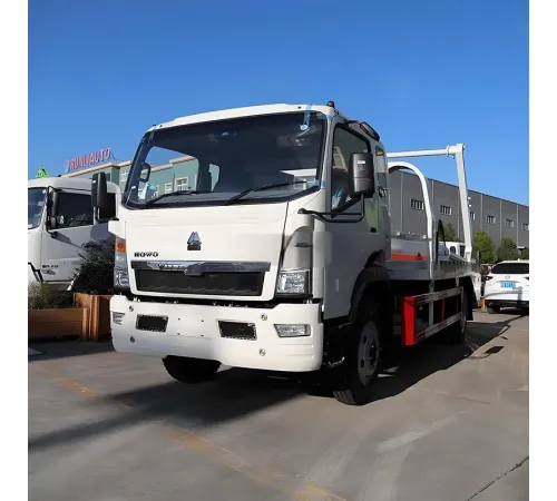 Camion de gunoi cu braț oscilant Howo 7CBM cu încărcător cu buncăr