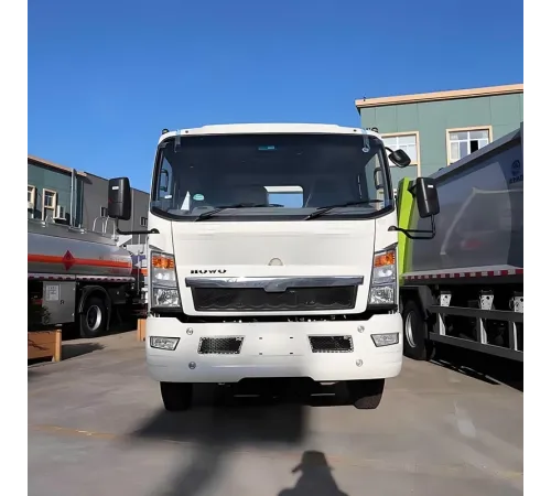 Camion de gunoi cu braț oscilant Howo 7CBM cu încărcător cu buncăr