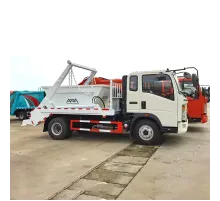 Camion de gunoi cu braț oscilant Howo 4x2 de 5 tone, fabricat la comandă