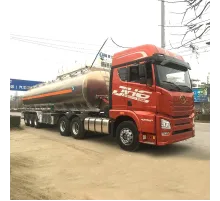 Semiremorcă cisternă benzină cu 3 axe, 49000L, țiței