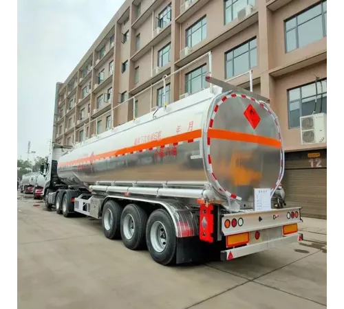 Rezervor de apă și ulei comestibil cu 3 axe, 46000 l