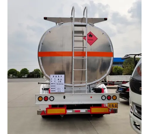 Rezervor de apă și ulei comestibil din aliaj de aluminiu de 42000 l, cu 3 axe