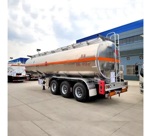 Rezervor de apă și ulei comestibil din aliaj de aluminiu de 42000 l, cu 3 axe
