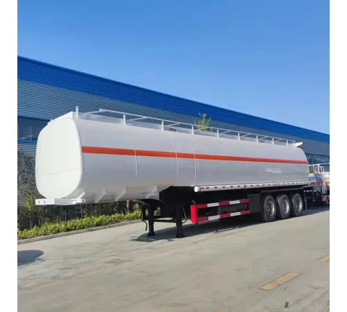 Cisternă de combustibil cu 3 axe, 40.000 de litri