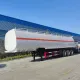 Cisternă de combustibil cu 3 axe, 40.000 de litri