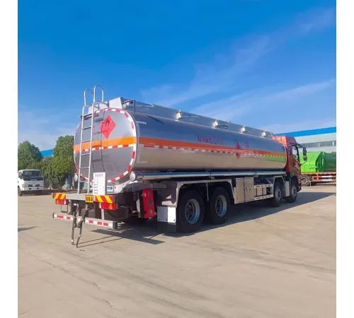 Camion cisternă de combustibil FAW din aliaj de aluminiu 30500L
