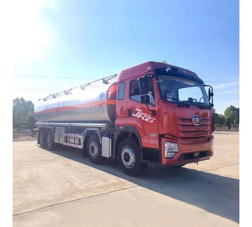 Camion cisternă de combustibil FAW din aliaj de aluminiu 30500L