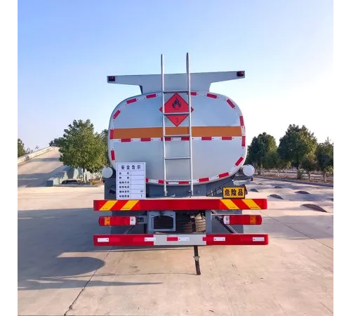 Camion cisternă FAW 4x2 14400L