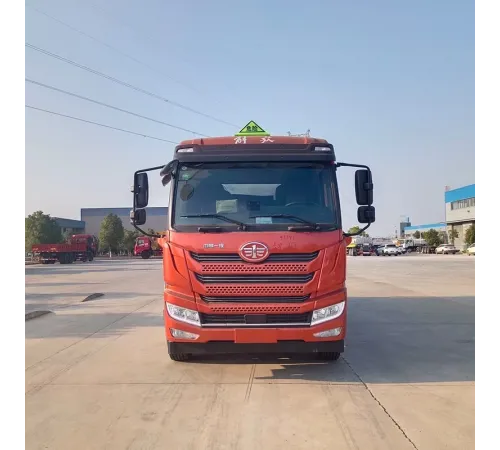 Camion cisternă FAW 4x2 14400L