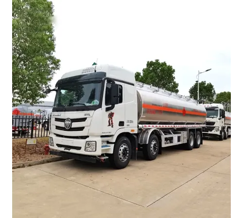 Camion cisternă combustibil Foton 8x4 35000L