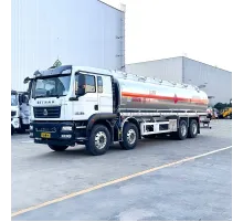 Camion transport combustibil diesel HOWO 84 20cbm