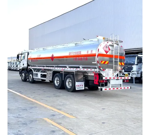 Camion transport combustibil diesel HOWO 84 20cbm