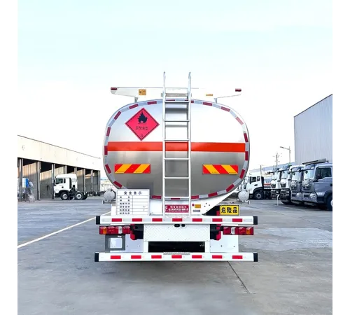 Camion transport combustibil diesel HOWO 84 20cbm