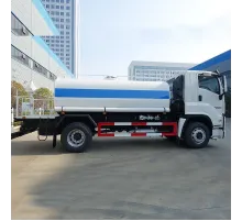 Camion cisternă Japonia 42 cu pulverizare de apă, camion cisternă Isuzu