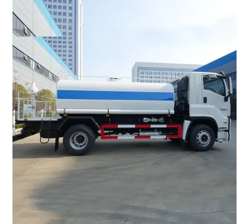 Camion cisternă Japonia 42 cu pulverizare de apă, camion cisternă Isuzu