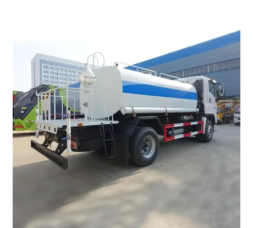 Camion cisternă Japonia 42 cu pulverizare de apă, camion cisternă Isuzu
