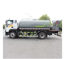 Camion cisternă cu apă Foton de 15.000 de litri