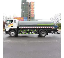 Mașină de stropire cu rezervor de apă Foton de 16000 litri pentru pulverizarea apei