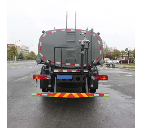 Mașină de stropire cu rezervor de apă Foton de 16000 litri pentru pulverizarea apei
