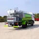 Camion cisternă DongFeng cu o capacitate de 12 metri cubi.