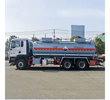 Remorcă cisternă SINOTRUK 6*4 cu nitrat de amoniu de 14 tone