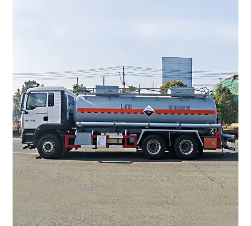 Remorcă cisternă SINOTRUK 6*4 cu nitrat de amoniu de 14 tone
