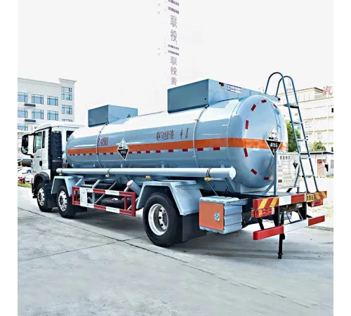 Rezervor chimic SINOTRUK 6*2 (oțel inoxidabil)