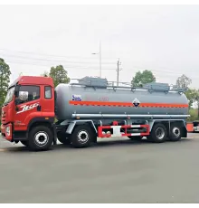 Camion FAW 20 tone 8*4 pentru transport soluție de oțet-fosfor