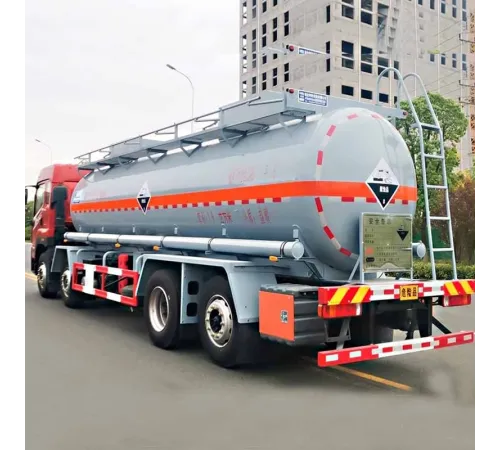 Camion FAW 20 tone 8*4 pentru transport soluție de oțet-fosfor