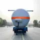 Semiremorcă pentru transportul acidului sulfuric concentrat de 18 metri cubi.