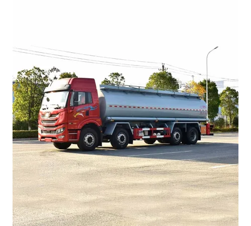 Camion FAW de transport ulei de ungere cu apă de mare de 18 tone