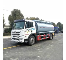 Transportor de grăsimi FAW de 10 tone pentru tratarea apei