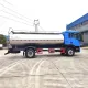 HOWO 4 * 2 cisternă de lapte din oțel inoxidabil cu 2 axe de 13 tone