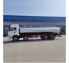 Cisternă FAW 8*2 pentru lapte și apă, 22.000 litri