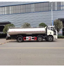 Camion cisternă FAW cu 3 axe 6*4, 19,5 m3, pentru lapte și apă potabilă