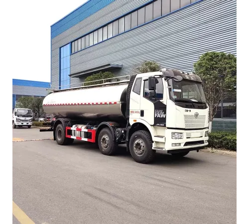 Camion cisternă FAW cu 3 axe 6*4, 19,5 m3, pentru lapte și apă potabilă