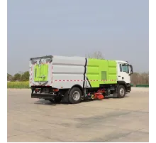 Mașină de măturat și de spălat SINOTRUK de înaltă calitate 4*2