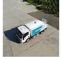 Camion Howo Light Duty 4X2 5m3 cu pulverizare de apă