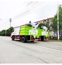 Camion cisternă cu pulverizator și stropitoare JMC 4*2 de 5 tone