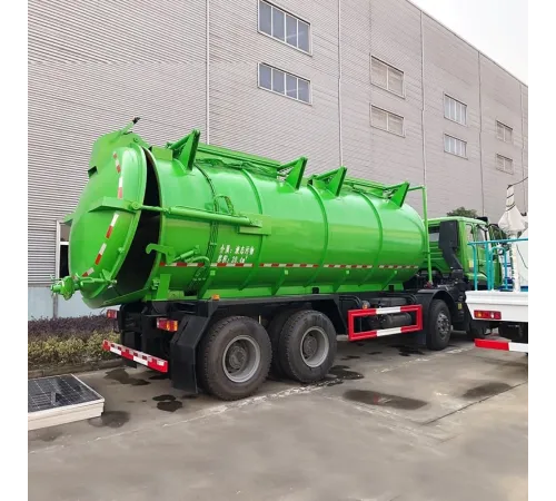 Camion cu aspirator de canalizare Sinotruk 8x4 20000L