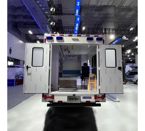 Ambulanță Iveco 4x4 cu tracțiune integrală