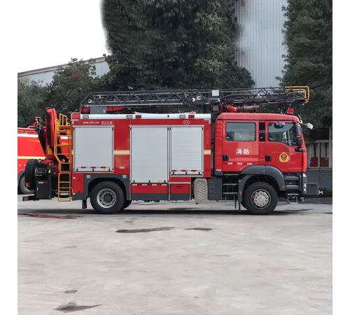 Howo 8 CBM Scară aeriană de salvare Camion de pompieri