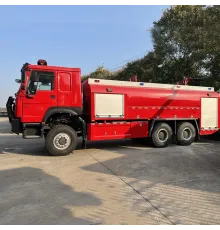 Camion de pompieri Howo cu tracțiune integrală de 16000L