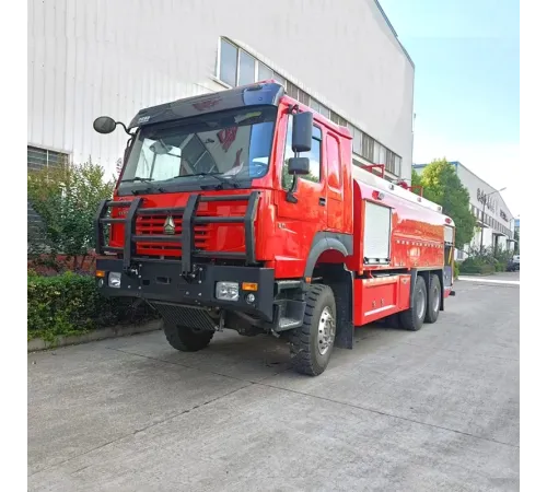 Camion de pompieri Howo cu tracțiune integrală de 16000L