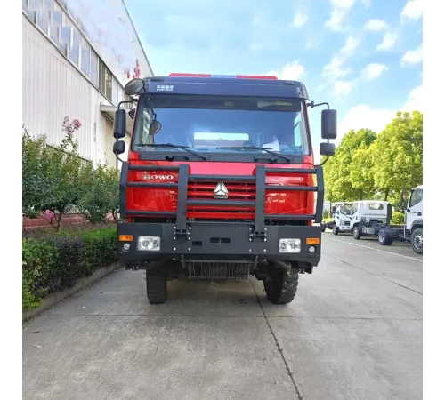 Camion de pompieri Howo cu tracțiune integrală de 16000L