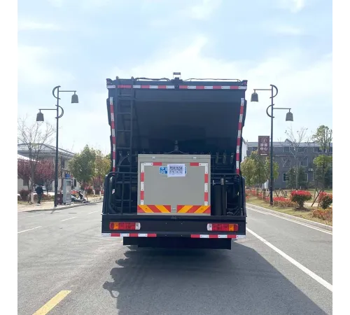HOWO 6 * 4 Camion de depozitare a pietrișului sincron de înaltă calitate